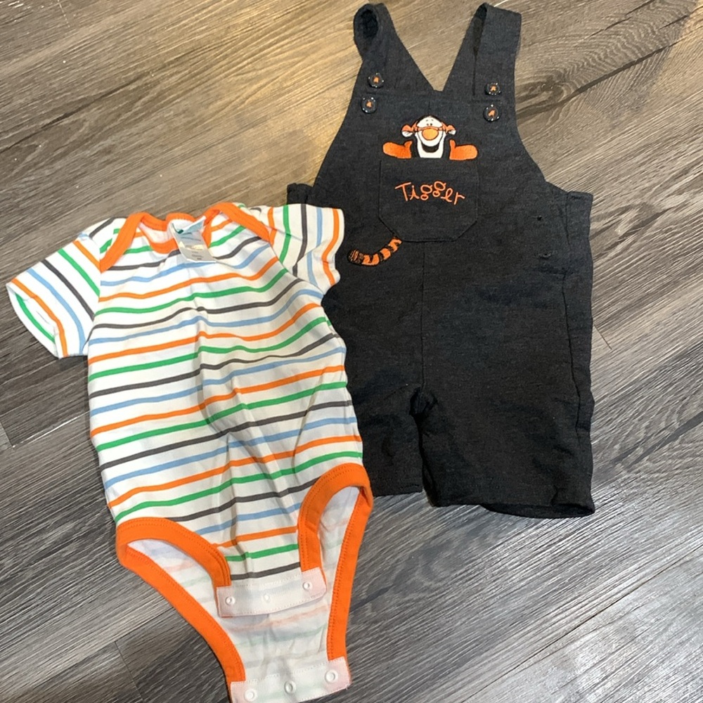 Disney baby tiger striped onesie and short overalls